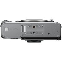 Nikon Z f mit SmallRig Ledertaschen-Set silber