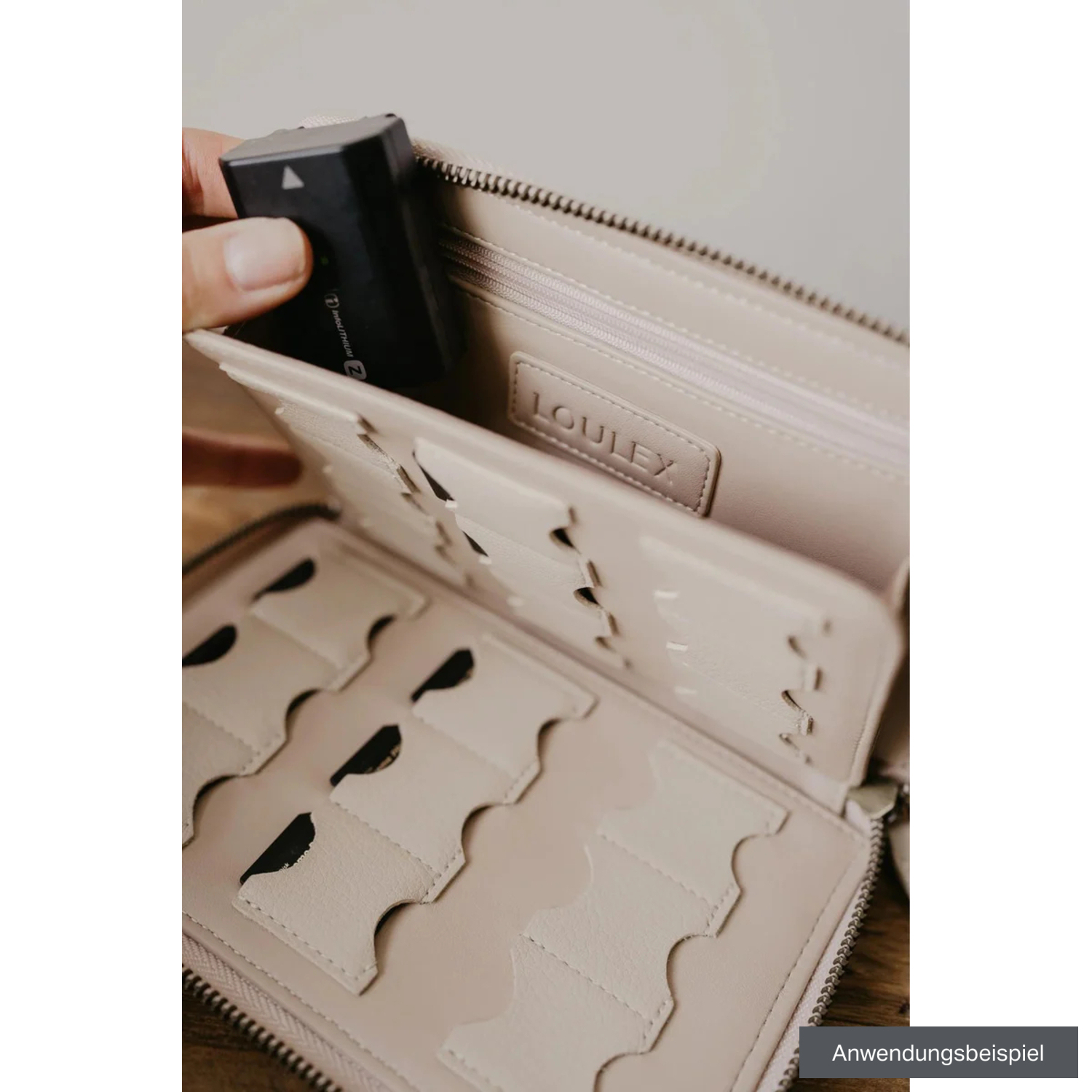 LOULEX Speicherkartenetui SD-Wallet beige für SD-Karten