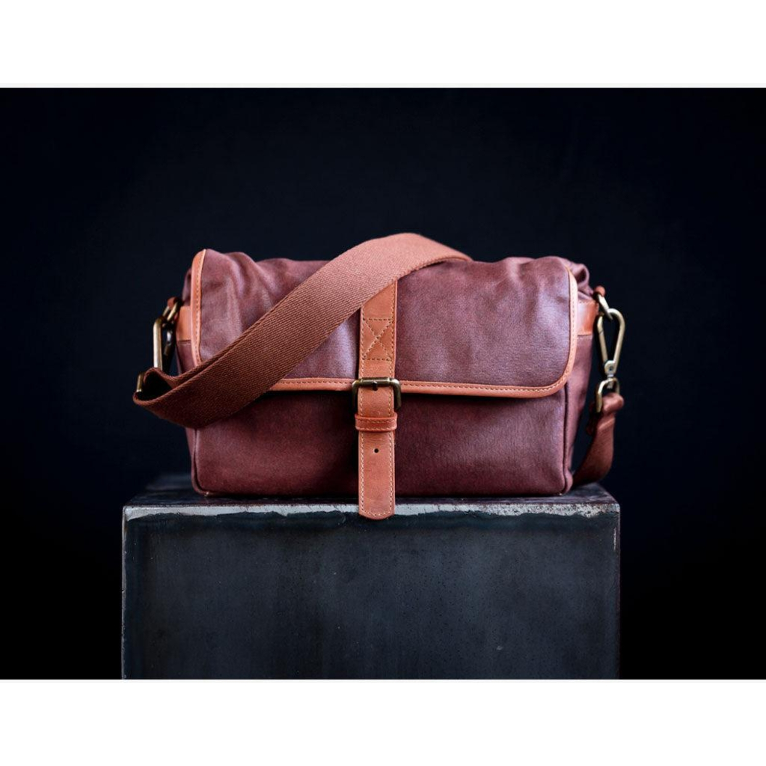 Bronkey Paris Camera Bag Waxed Canvas Coffee