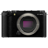 Fujifilm X-M5 mit FUJINON XC 15-45mm F3.5-5.6 OIS PZ schwarz