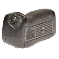 Nikon Multifunktionshandgriff MB-D15 gebraucht