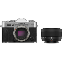 Fujifilm X-T30 III mit FUJINON XC 13-33mm F3.5-6.3 OIS silber