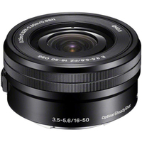 Sony Alpha 6700 mit E PZ 16-50mm F3.5-5.6 OSS und E 15mm F1.4 G 