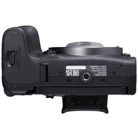Canon EOS R10 mit RF-S 18-150mm F3.5-6.3 IS STM ohne Adapter und RF 75-300mm F4-5.6