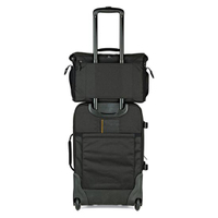 Lowepro Nova 200 AW II Fototasche schwarz