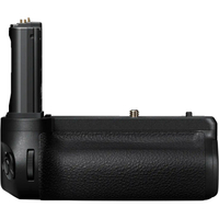 Nikon Z6 III mit Multifunktionshandgriff MB-N14