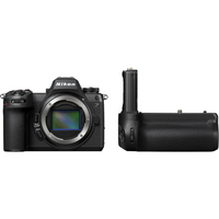 Nikon Z6 III mit Multifunktionshandgriff MB-N14