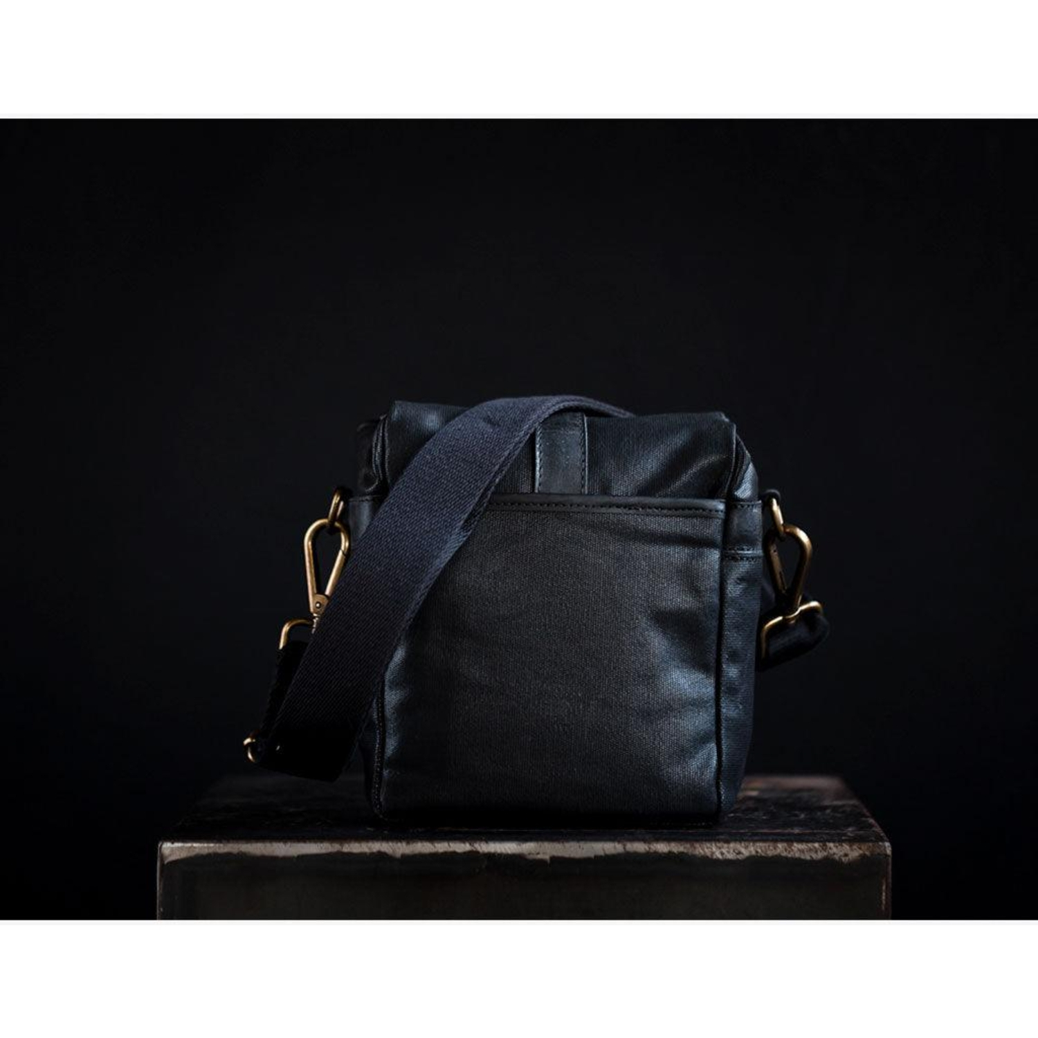Bronkey Berlin Camera Bag Waxed Canvas Black
