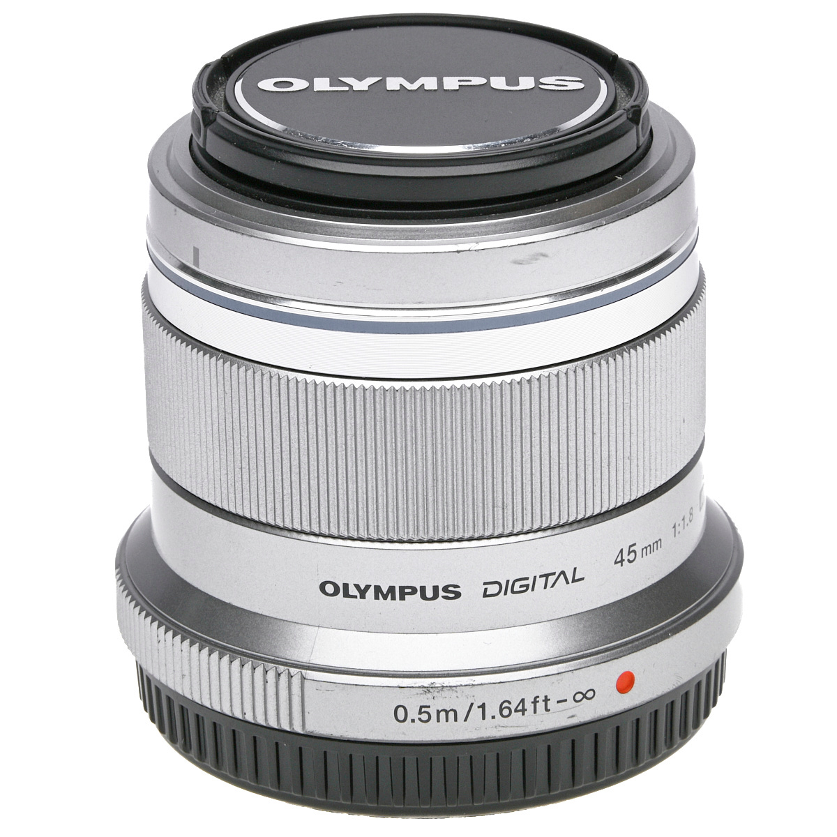 OM System M.Zuiko Digital 45mm F1.8 silber gebraucht