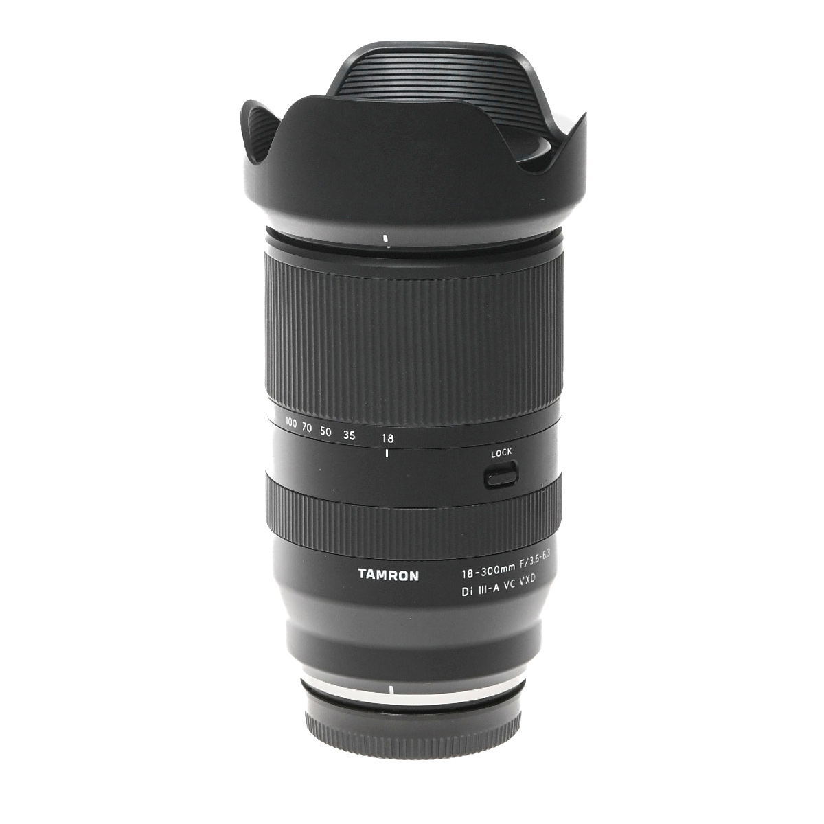 Tamron 18-300mm F3.5-6.3 Di III-A VC VXD für Fujifilm X-Mount gebraucht