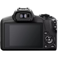 Canon EOS R100 mit RF-S 18-45mm F4.5-6.3 IS STM