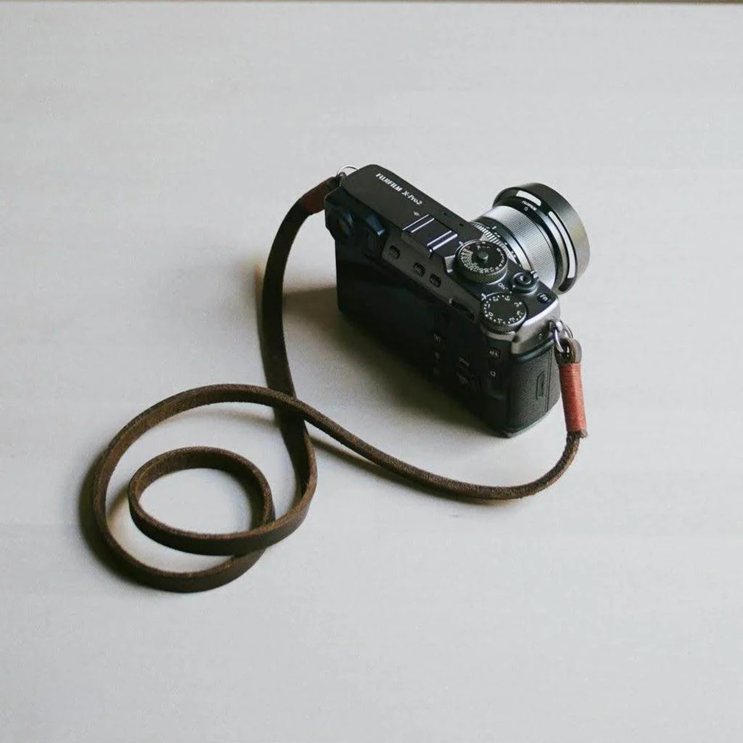 Bronkey Kameragurt Tokyo #102 Leder 95cm braun-rot