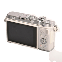 OM System Pen E-P7 weiß gebraucht