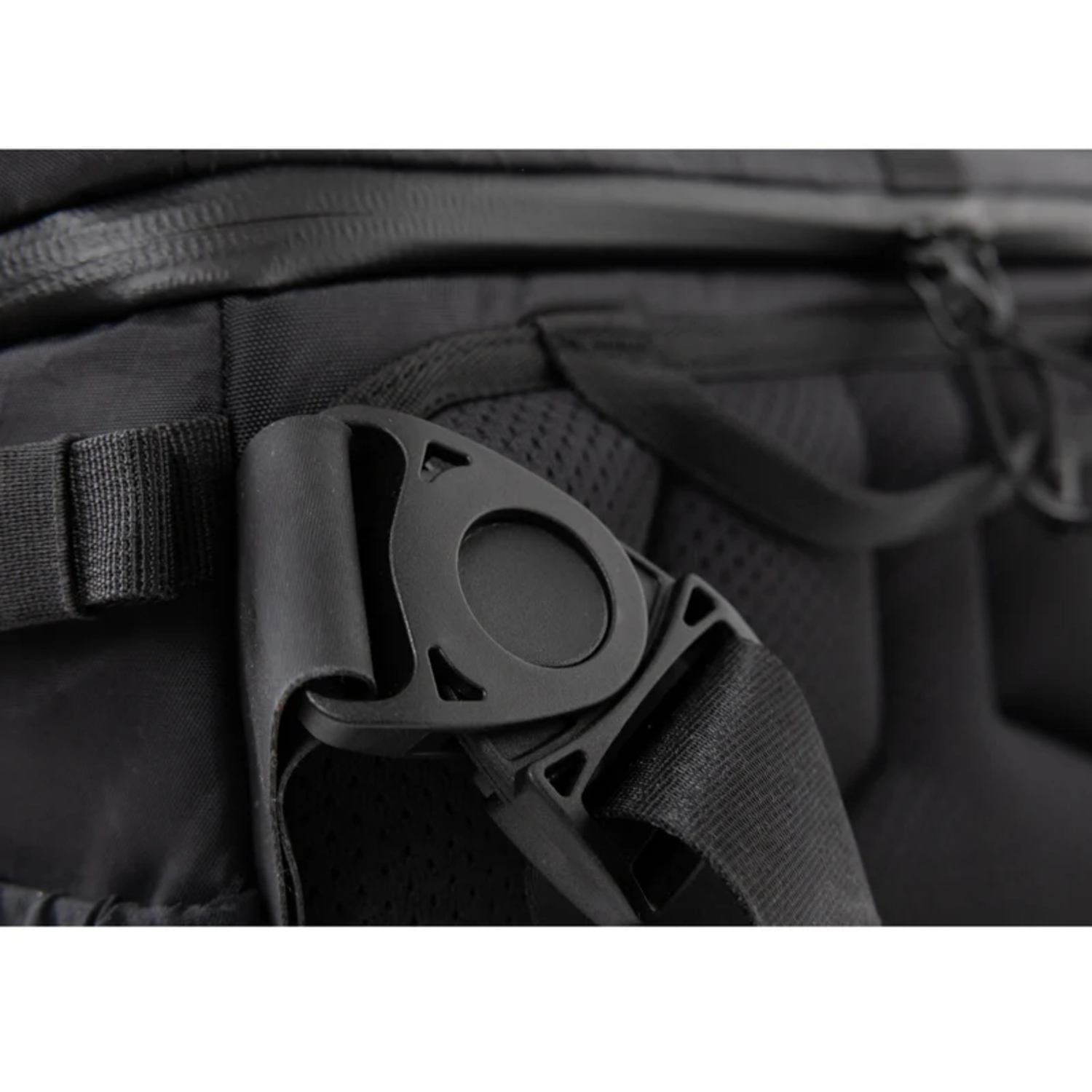 Compagnon Umhängetasche Element Sling 12L Volcano Black