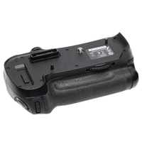Nikon Multifunktionshandgriff MB-D12 gebraucht
