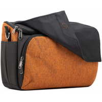 thinkTank Mirrorless Mover 30 V2 Campfire Orange