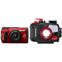 OM System Tough TG-7 rot mit PT-059 Unterwassergehäuse