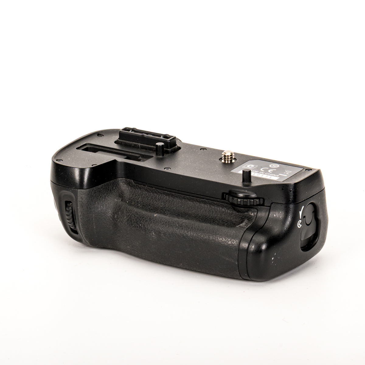 Nikon Multifunktionshandgriff MB-D15 gebraucht