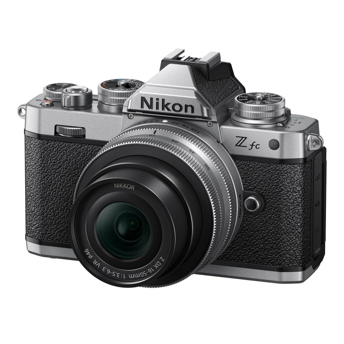 Nikon Z fc mit NIKKOR Z DX 16-50mm F3.5-6.3 VR SE und NIKKOR Z DX 50-250mm F4.5-6.3 VR