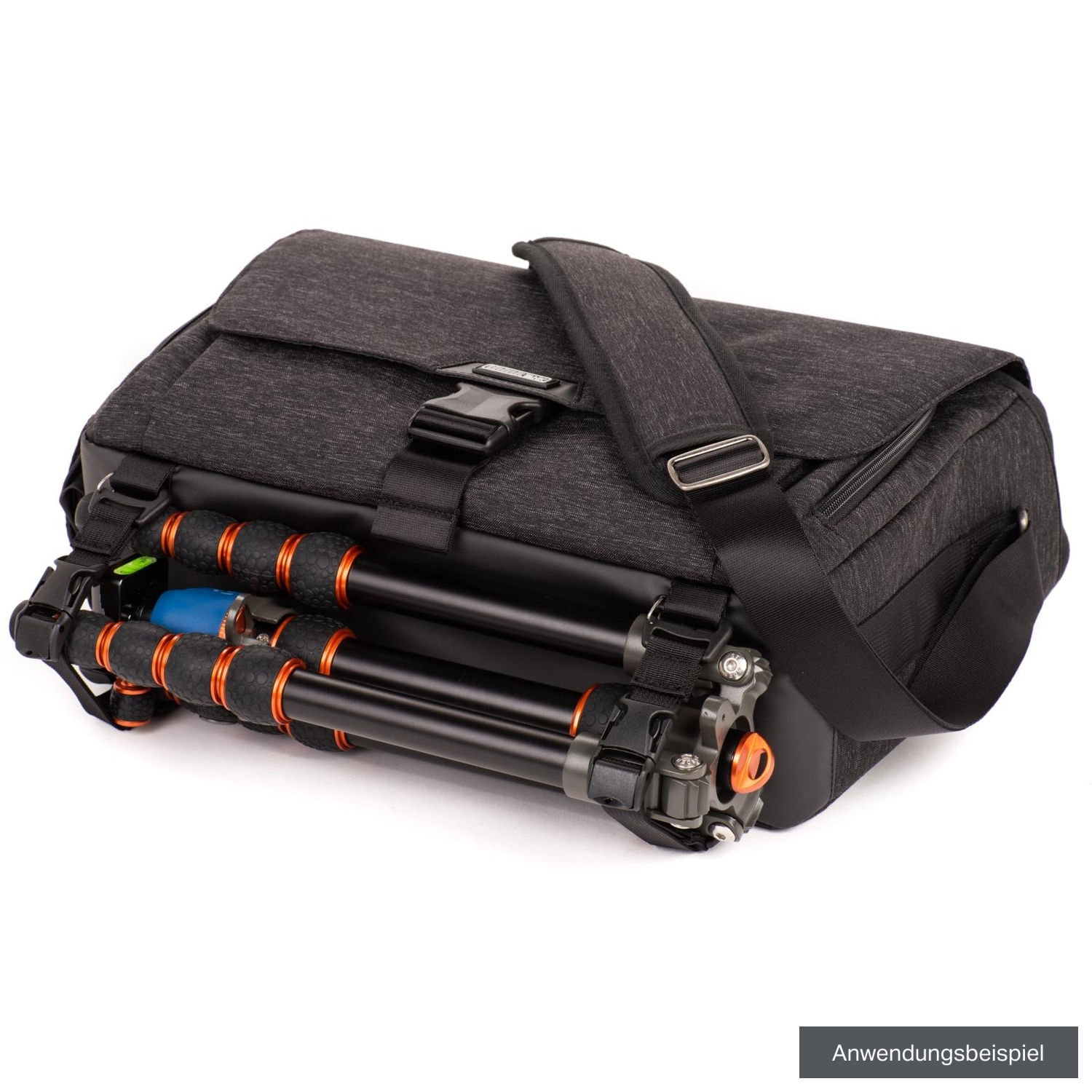 thinkTank Vision 15 graphite