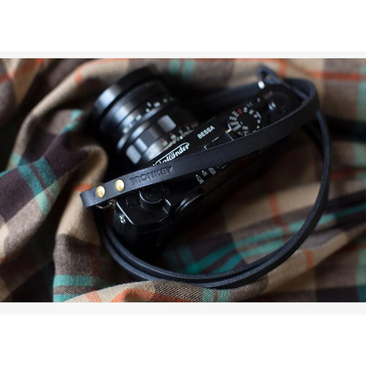 Bronkey Kameragurt Berlin #101 Leder 120cm schwarz