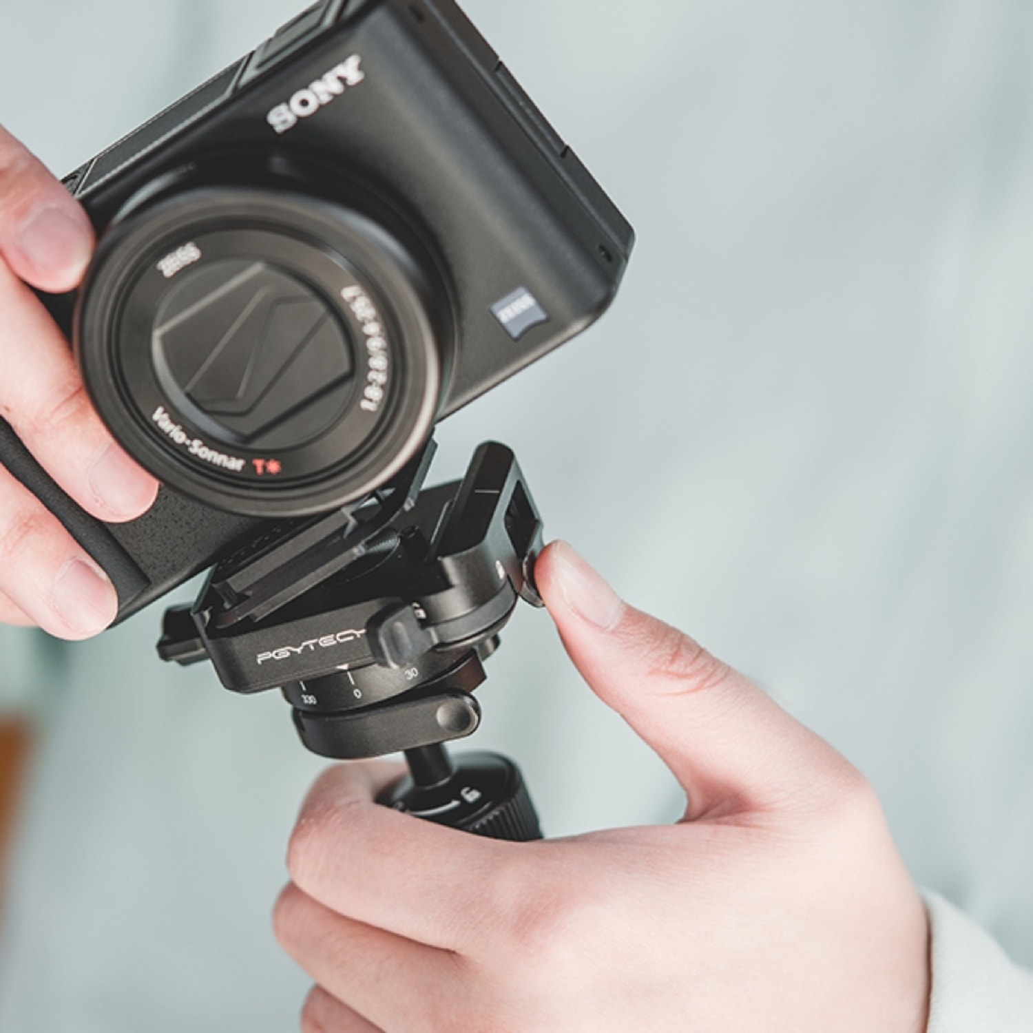 PGYTECH Snaplock Mini Reverse Ball Head