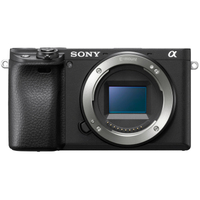 Sony Alpha 6400A mit E 18-135mm F3.5-5.6 OSS