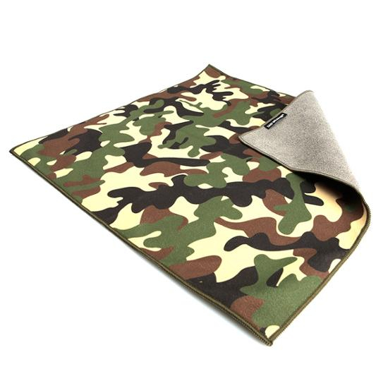 JapanHobbyTool Easy Wrapper selbsthaftendes Einschlagtuch camouflage 28 x 28cm