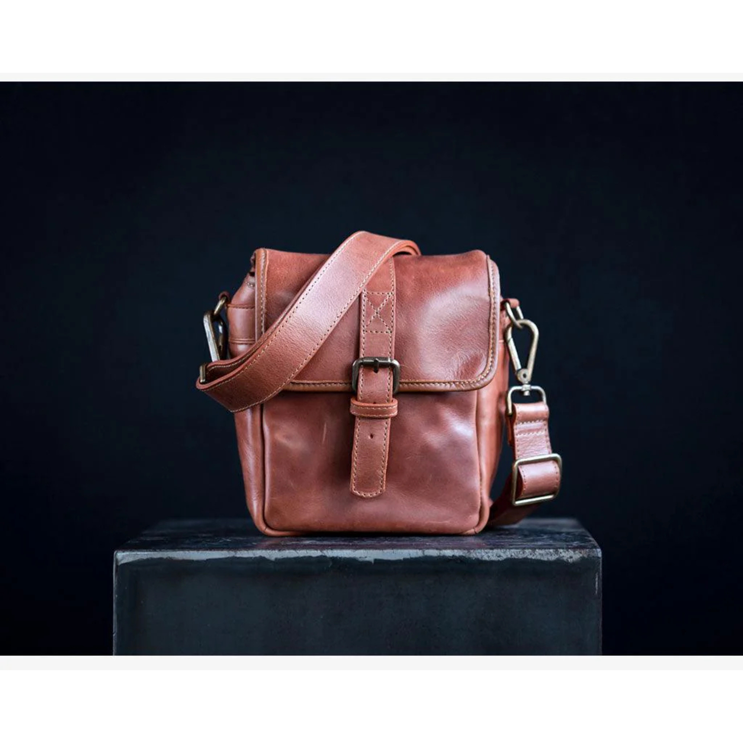 Bronkey Berlin Camera Bag Full Leder Tanned