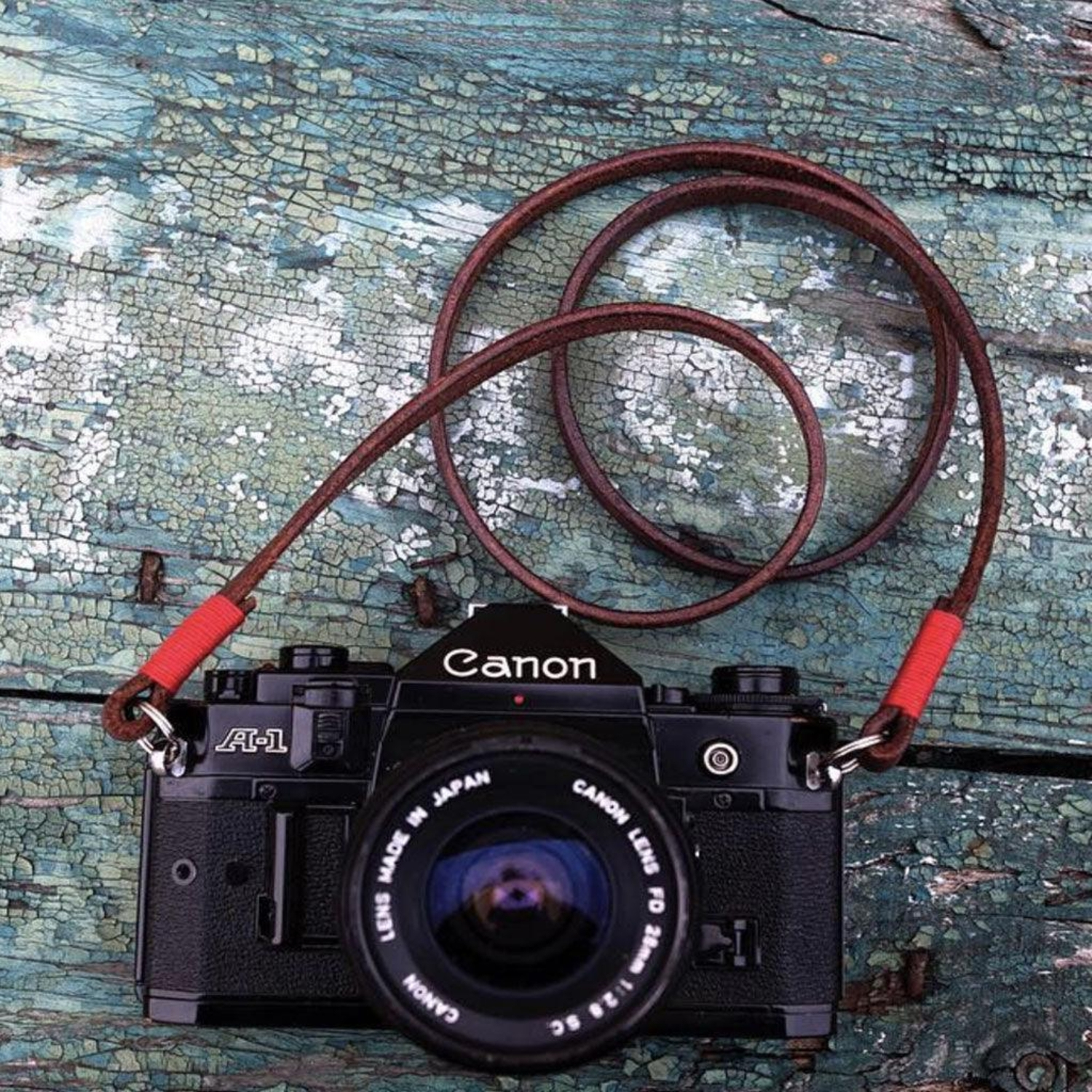 Bronkey Kameragurt Tokyo #102 Leder 95cm braun-rot