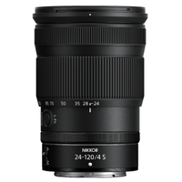 Nikon Z8 mit NIKKOR Z 24-120mm F4 S, Tube Light, Mikrofonadapter und Netzwerkadapter
