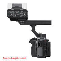 Sony FX30 mit XLR Handgriff und E PZ 18-105mm F4 G OSS