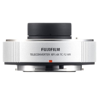 Fujifilm FUJINON XF 200mm F2 R LM OIS WR mit Telekonverter FUJINON XF 1.4X TC F2 WR