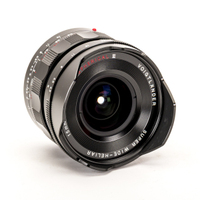 Voigtländer 15mm F4.5 Super Wide Heliar Asph. III für Sony E-Mount gebraucht