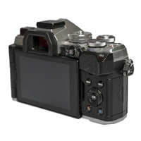 OM System OM-5 Mark II silber gebraucht