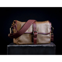 Bronkey Paris Camera Bag Waxed Canvas Olive Green