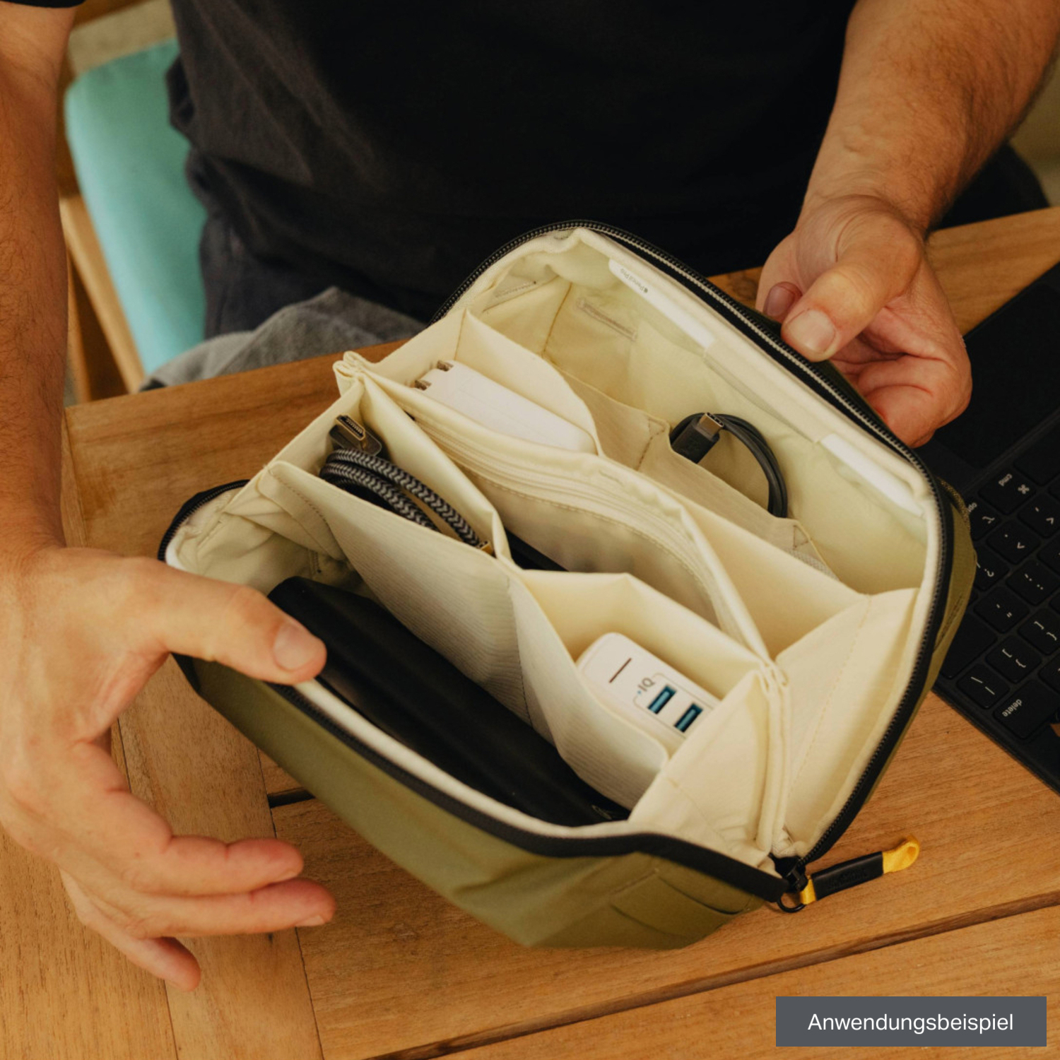 Peak Design Tech Pouch Kelp