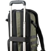 thinkTank Fotorucksack DarkLight 14L Montane Green