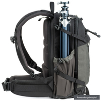 thinkTank Fotorucksack BackLight 18L Slate Black 