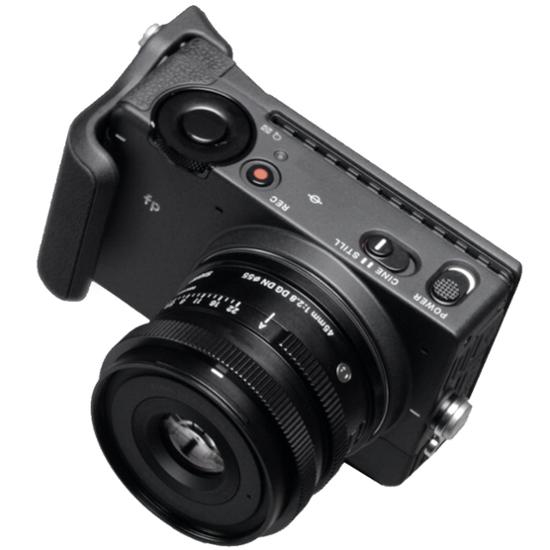 Sigma fp mit 45mm F2.8 DG DN Contemporary
