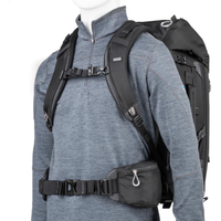 thinkTank Fotorucksack FirstLight 35L grau-schwarz