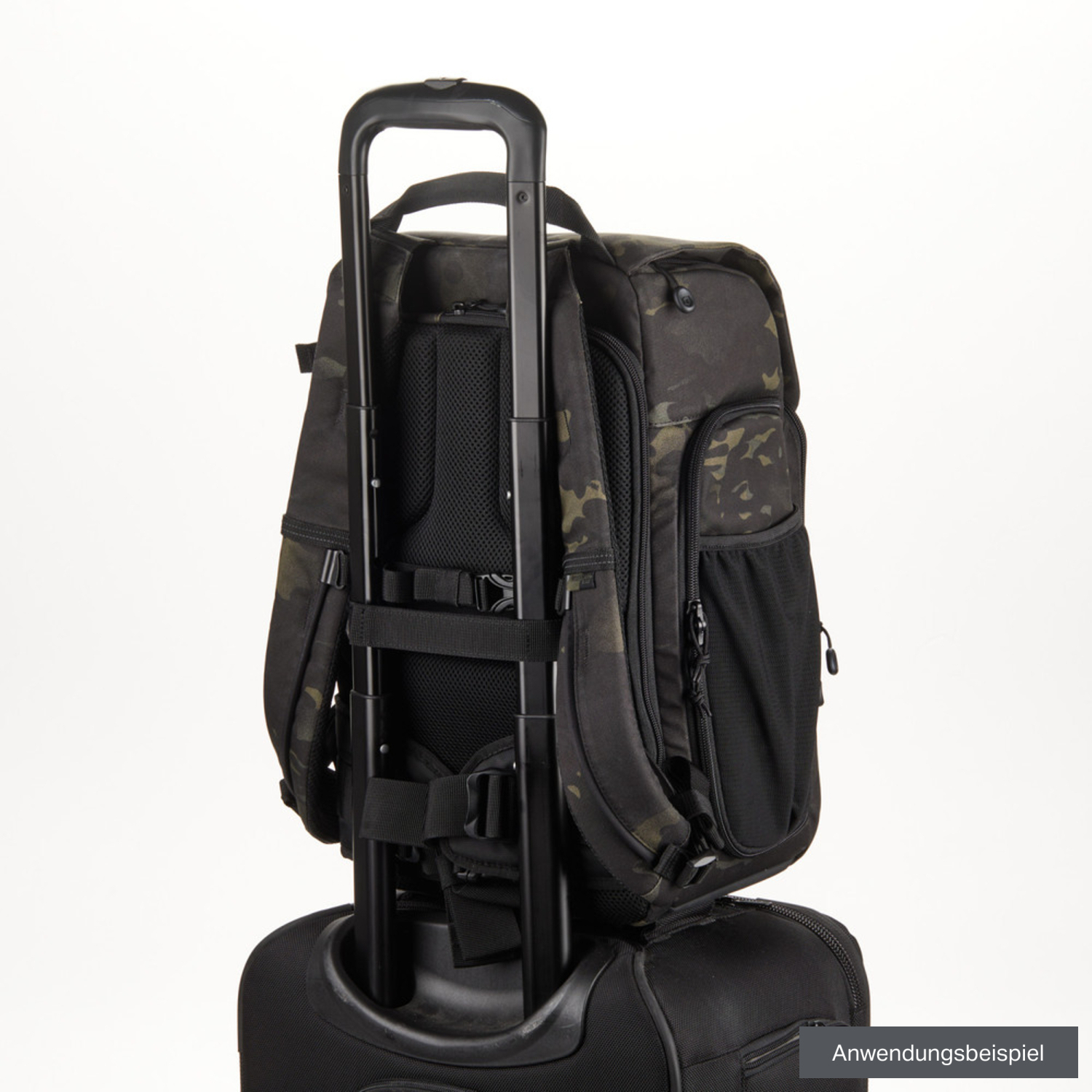 Tenba Axis v2 LT 18L Rucksack MultiCam, Schwarz