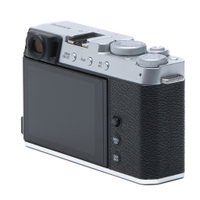 Fujifilm X-E4 silber gebraucht