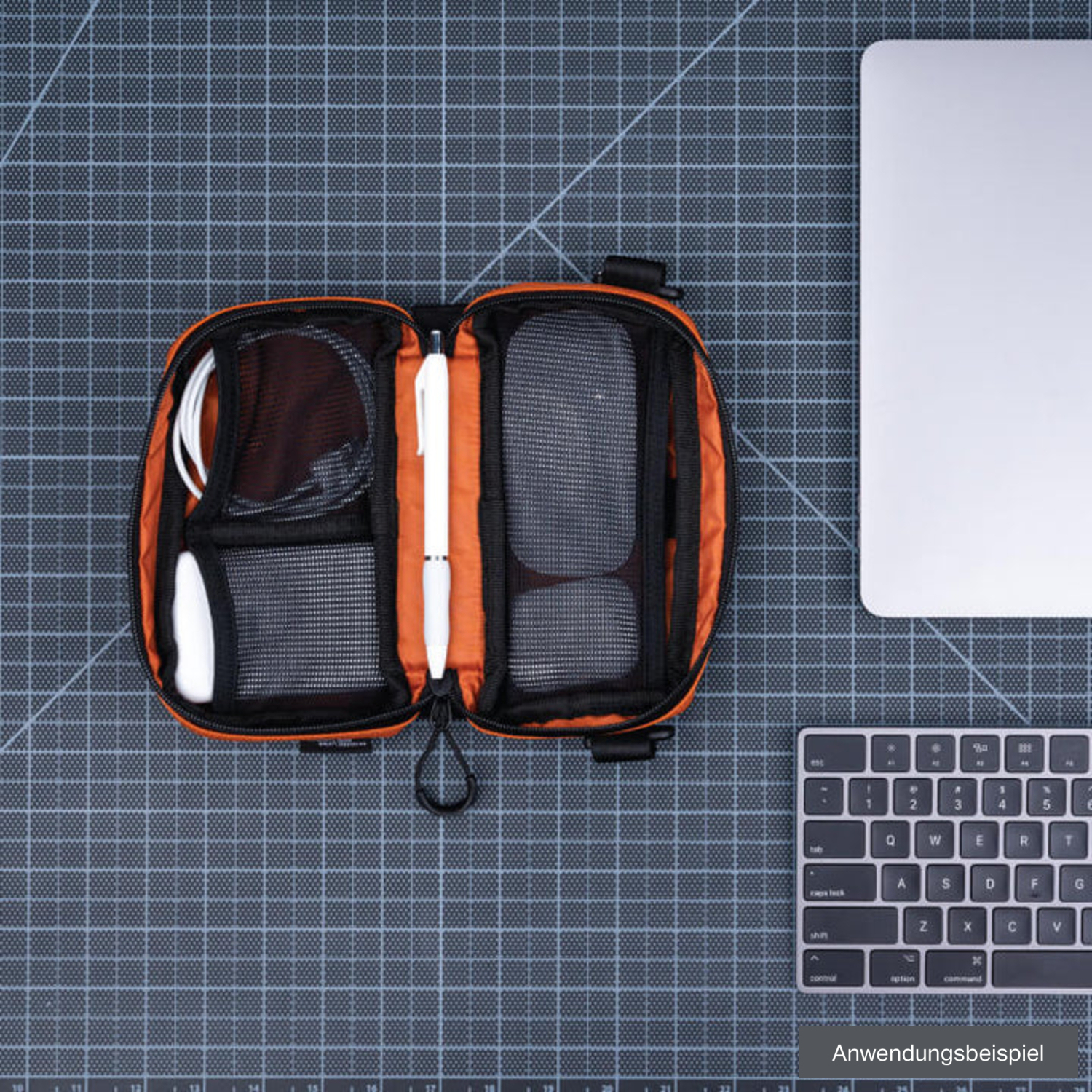 WANDRD Tech Bag Small Sedona Orange