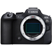 Canon EOS R6 Mark II mit RF 24-240mm F4-6.3 IS USM