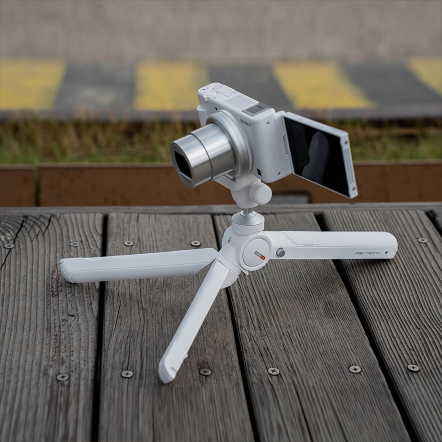 PGYTECH MantisPod 2.0 Moon White