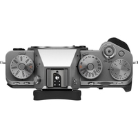 Fujifilm X-T5 mit FUJINON XF16-50mm F2.8-4.8 R LM WR silber-schwarz