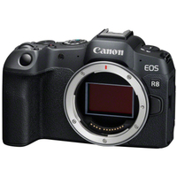 Canon EOS R8 mit RF 28-70mm F2.8 IS STM