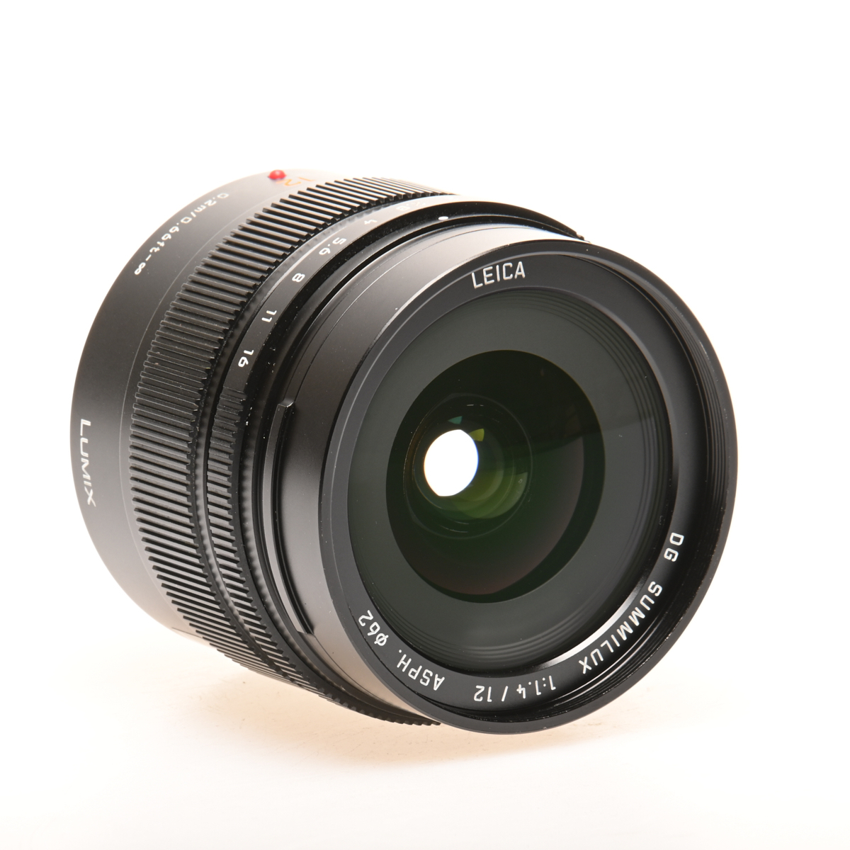 Panasonic LUMIX Leica DG SUMMILUX 12mm F1.4 Asph. für MFT-Mount gebraucht