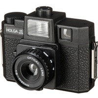 Holga 120GCFN mit Schwarzweißfilm und Batterie